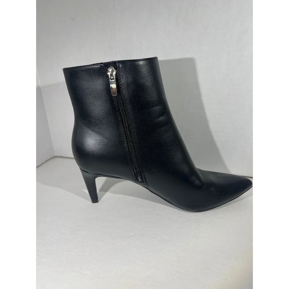 Nine West Booties Women 8.5 Black Ankle Boots Kitten Heel Pointed Toe NWOB
